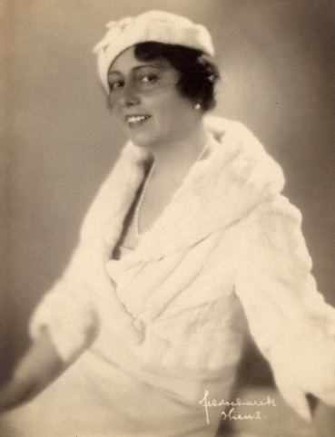 ES127Vienna1920s.jpg